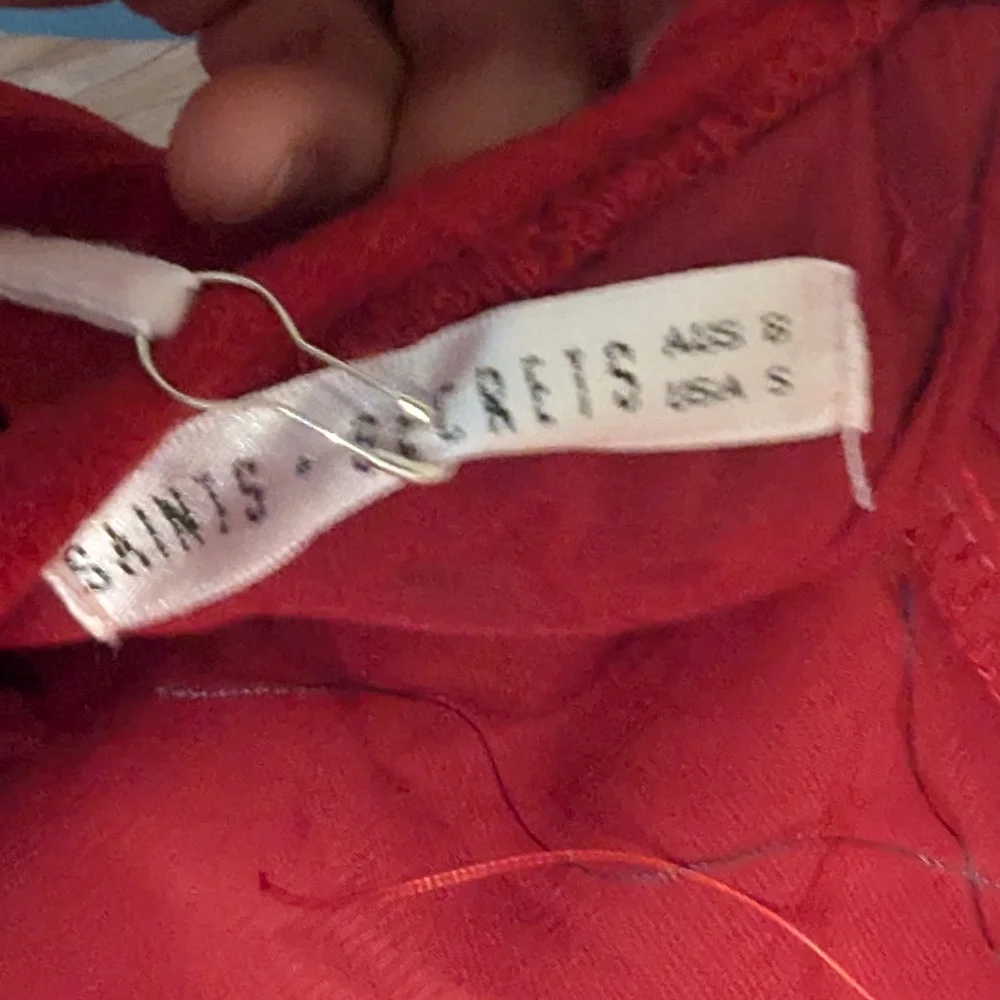 NWTs, Saints & Secrets Red Bell Sleeve Boho Dress. Size S - Picture 9 of 9